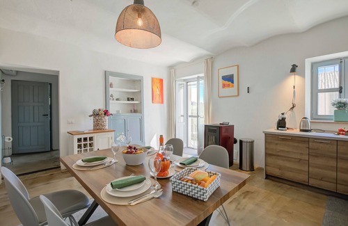 Clavesana Apartment | In Bocca Al Lupo Flat 2, Clavesana, Italy