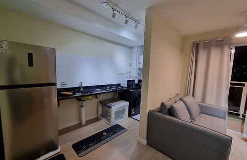 Santo Cristo Apartment | In the Heart of Rio de Janeiro, Air Conditioning, 2 Bedrooms and close to the Sambadrome