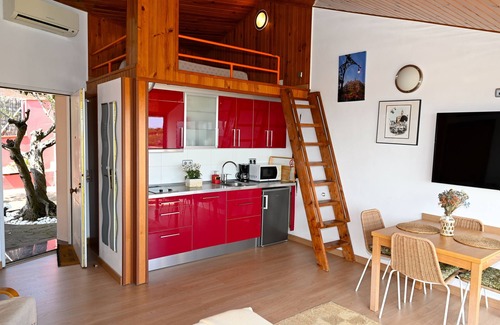 Cabrils Apartment | In Cabrils (Barcelona at 20 km). Apartment with sea view, pool and very quiet