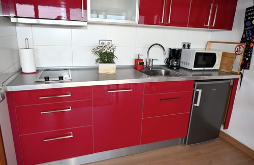 Cabrils Apartment | In Cabrils (Barcelona at 20 km). Apartment with sea view, pool and very quiet