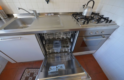 Corniglia Apartment | In Corniglia with balcony, Jacuzzi, free wi fi