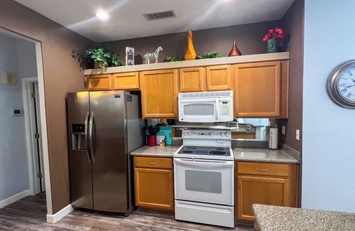 Desert Breeze House | In Demand UPSCALE Sun City GRAND Adult 45+ Community-REDUCED DECEMBER RATE