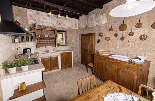 Bagnoregio House | In downtown Civita, an aristocratic home for living in time gone by.