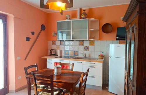 Urbino Apartment | In Farmhouse independent apartment 2+2 people. Breathtaking view!
