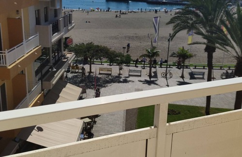 Los Cristianos House | In front of the beach