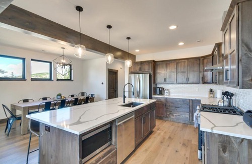 Silvercreek House | In Granby Ranch Ski Resort Sleek Home with Hot Tub!