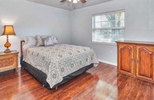 Temple Crest House | In ground pool! Large Groups!