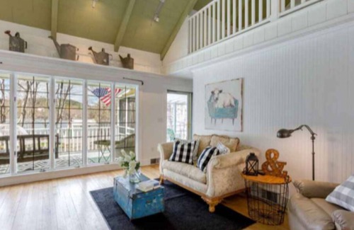 Peru House | In Maine's western mountains