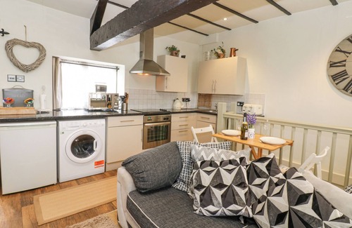 Middleham Cottage | In & Out Cottage