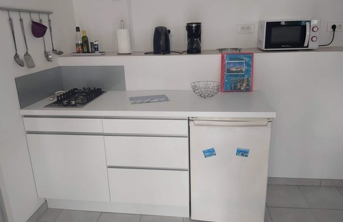 Endoume Apartment | In picturesque Malmousque area, 2 minutes from the sea near the ideal center for 2 people