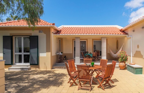 Pedras Pretas House | In Porto Santo, the Golden Island - Holiday Home