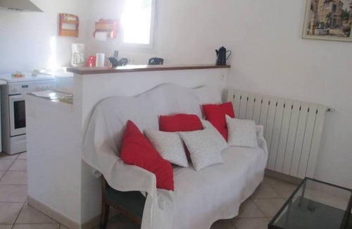 Mormoiron Cottage | In Provence, in the middle of the vineyards! facing Mont Ventoux