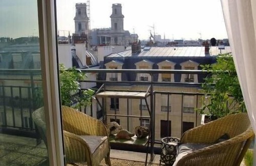 Saint-Germain-des-Pres Apartment | In St Germain des Prés, prestige apartment, quiet, bright, terrace, Paris, for 2