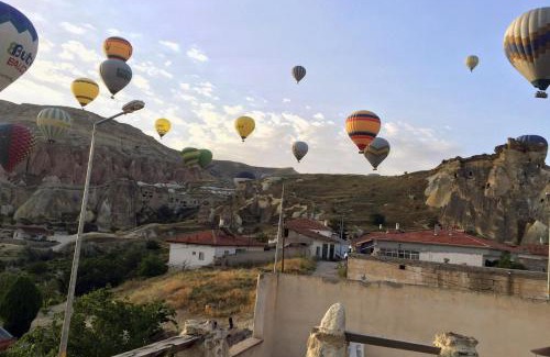 Cavusin Hotel | In Stone House