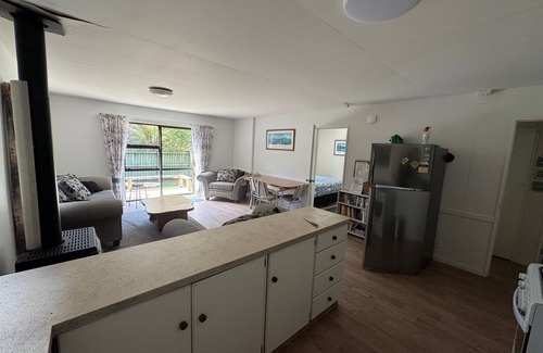 Torrent Bay House | In the heart of the park
