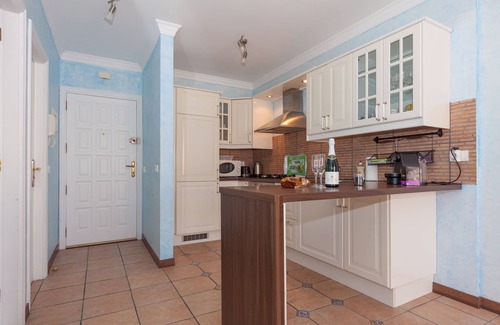 El Medano Apartment | In the center of El Médano with private hot tub, near the beach and garage place