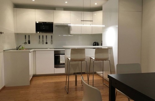 Augustenstraße Apartment | In the center, 2-room-apartment, 75sqm, Autumn DISCOUNT in October + November