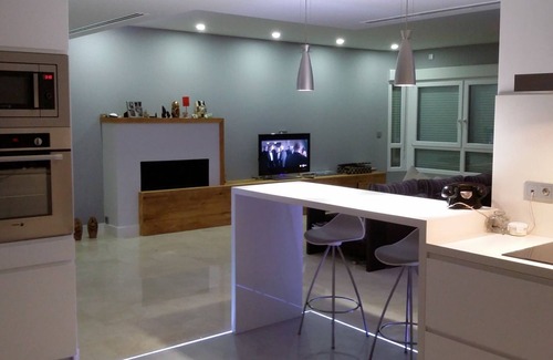 Elche Apartment | In the center/Air conditioning/WIFI/PARKING/FOOTBALL/NETFLIX/offer
