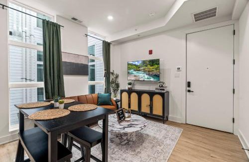 Old City Apartment | In The Center of Old City Philly- Walker Paradise!