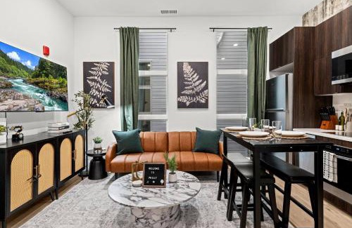 Old City Apartment | In The Center of Old City Philly- Walker Paradise!