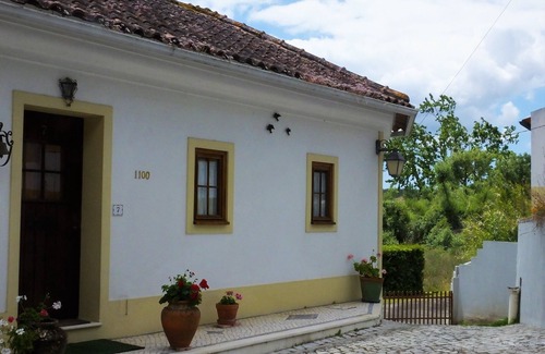 Soure Cottage | In the center of Portugal, in nature in a rustic house with garden and river