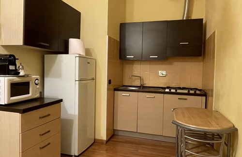 San Lorenzo Apartment | In the center of Rome, close to the metro stations Termini and Tiburtina