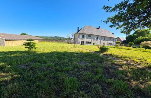 Montsauche-les-Settons House | In the heart of the Morvan Natural Park, manor house 5 minutes from Lac des Settons