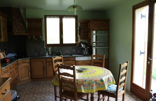 Saint-Etienne-de-Maurs House | In the heart of the Cantalien Chataigneraie, large house ideal for families.