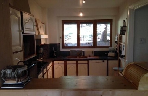 Font-Romeu-Odeillo-Via Ski Chalet | In the heart of town 20 metres from the start of the authentic chalet font rome cable cars