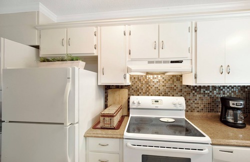 Saint Simons Island Condo | In the heart of the village. 2 bedroom condo