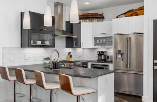 Hillsboro Village House | In the Heart of 12 South and Belmont 5 Beds 3 Bedrooms and 3 Full Bathrooms