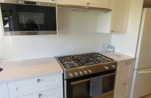 Red Hill South House | In the heart of Red Hill charm, fabulous refurbished weatherboard cottage