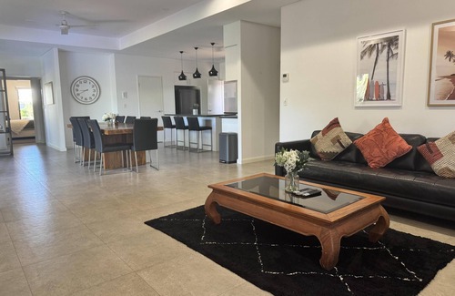 Cable Beach House | In the Heart of Cable Beach Zone