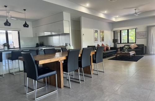Cable Beach House | In the Heart of Cable Beach Zone