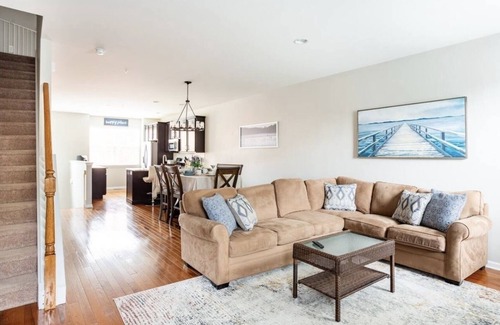 Conshohocken House | In the heart of Conshy, close to hwy & rails. Biking trail & close to Philly.