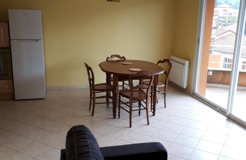 Vals-les-Bains Apartment | In the heart of vals T2 apartment in a recent and quiet residence.