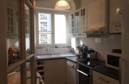 Clignancourt Apartment | In the heart of Montmartre