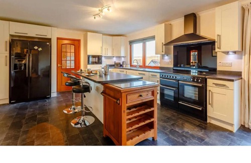 Aberlour House | In the heart of Speyside. A charming 3 bedroom home walking distance of Aberlour