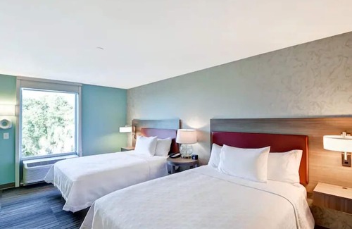 Terrace Park Hotel | In the Heart of Tampa: Short Drive from Tampa International Airport!