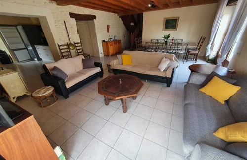 Chaunac Cottage | In the heart of the countryside 2 gites with heated swimming pool
