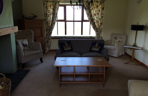 Lairg Cottage | In the heart of the Highlands located on a Private Sporting Estate