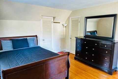 Charlotte House | In the heart of the QC!