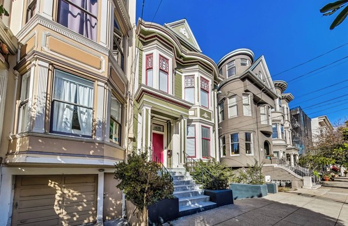 Panhandle House | In the Heart of Haight Ashbury 5 Bedroom House