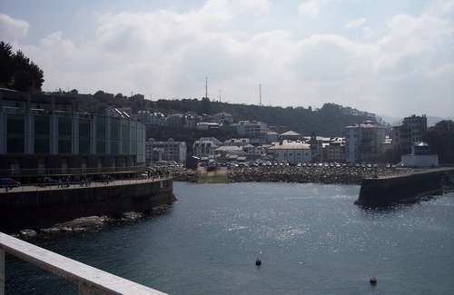 Luarca Apartment | In the middle of Paseo del Muelle Luarca Reg VUT 706AS8