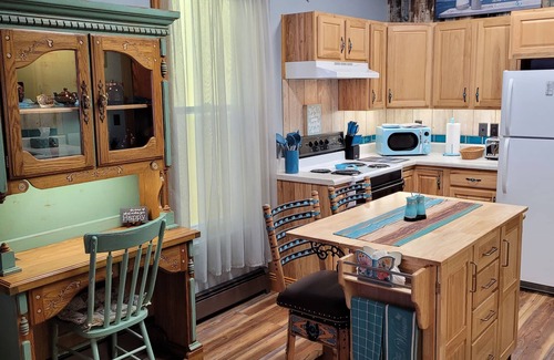 Deadwood Apartment | IN THE ❤️ OF DEADWOOD, THE JORDAN'S, NEWELY REMODELED!