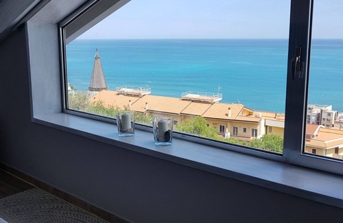 Giardini Naxos Villa | In the sky, by the sea, *VILLA VITTORIO* TAORMINA, ETNA & SEAVIEW