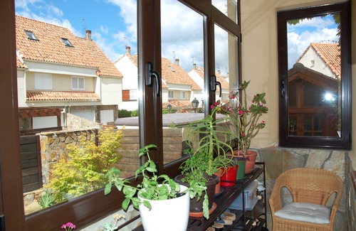 Navacerrada House | In the town of Navacerrada, steps from the center, the lake and trails of the mountains
