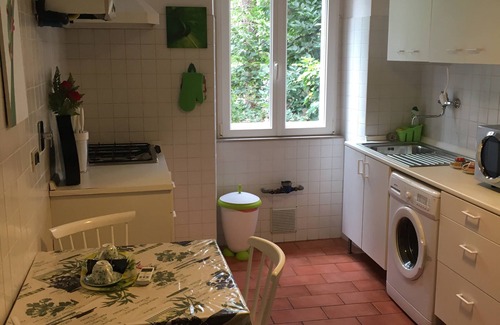 San Giovanni-Chiadino-Rozzol Apartment | In the woods a few steps from the center
