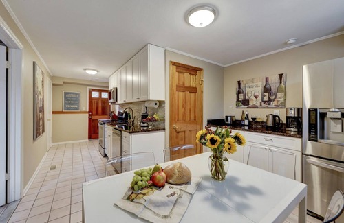 Princeton House | In-Town! Blue House 4 BR w Terrace and Backyard