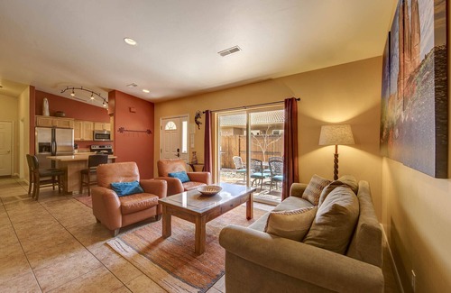 Moab House | In Town Near Main Street! Single Level With Garage - Private Gated Yard